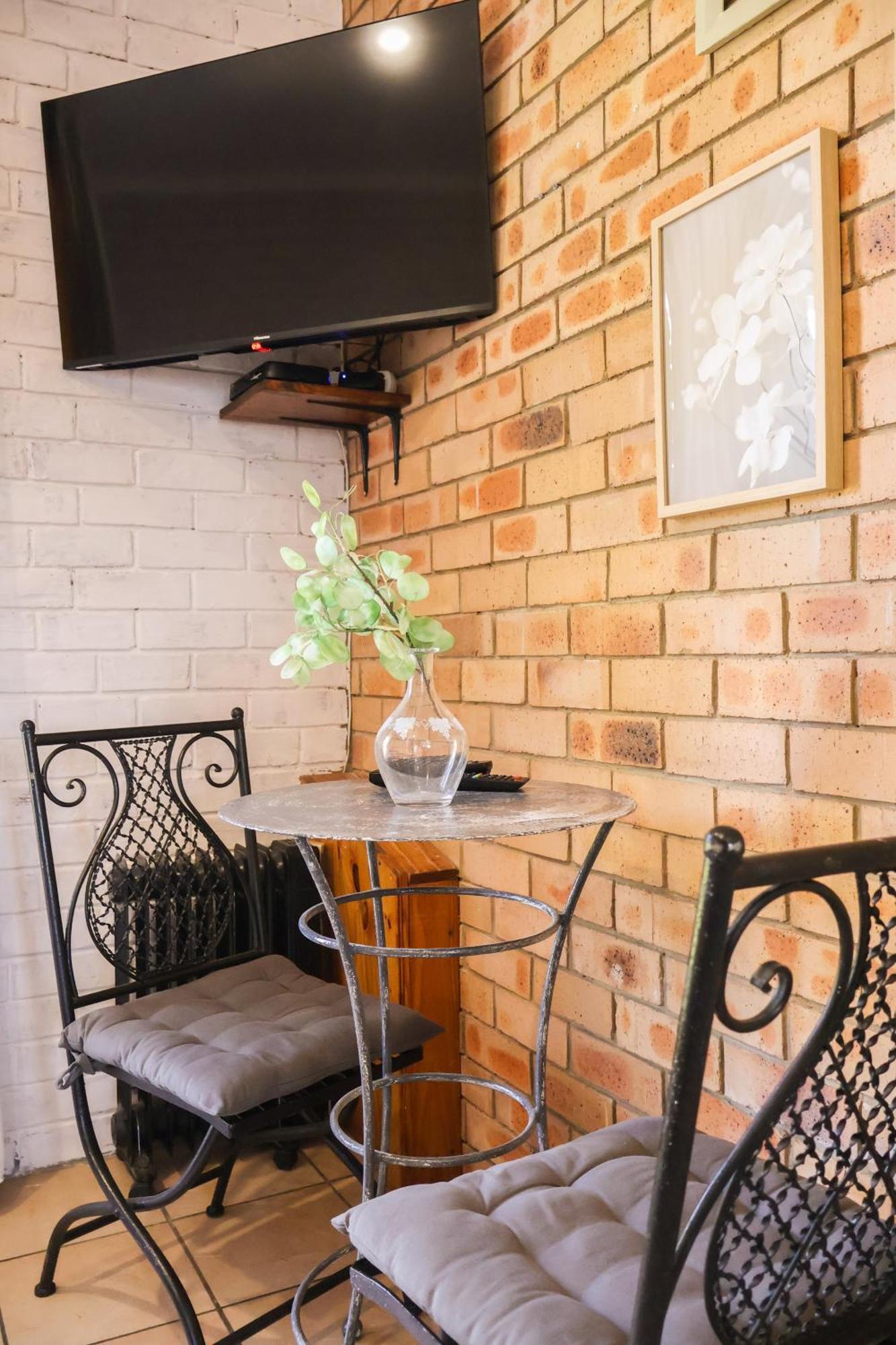 Bed and Breakfast Rooiberg View Кларенс Экстерьер фото