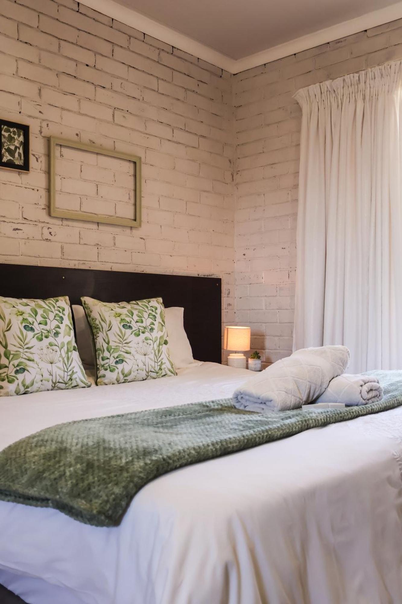Bed and Breakfast Rooiberg View Кларенс Экстерьер фото