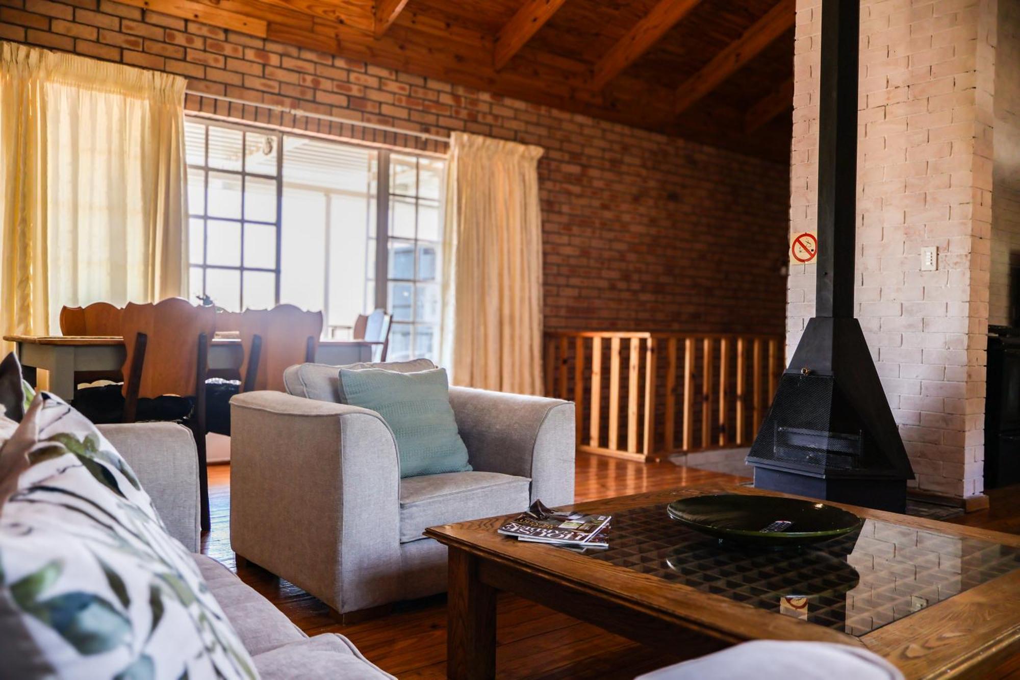Bed and Breakfast Rooiberg View Кларенс Экстерьер фото